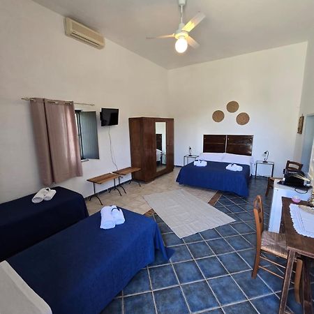 B&B Casa Cavarra Portopalo Di Capo Passero Bagian luar foto