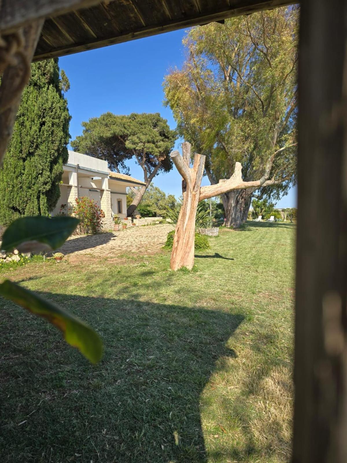 B&B Casa Cavarra Portopalo Di Capo Passero Bagian luar foto