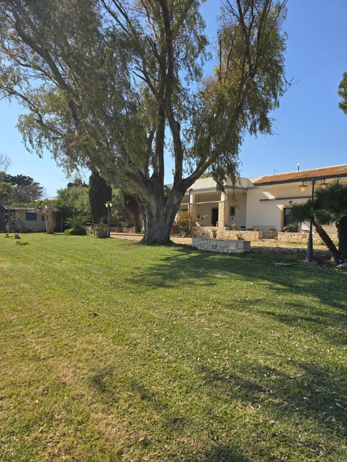 B&B Casa Cavarra Portopalo Di Capo Passero Bagian luar foto